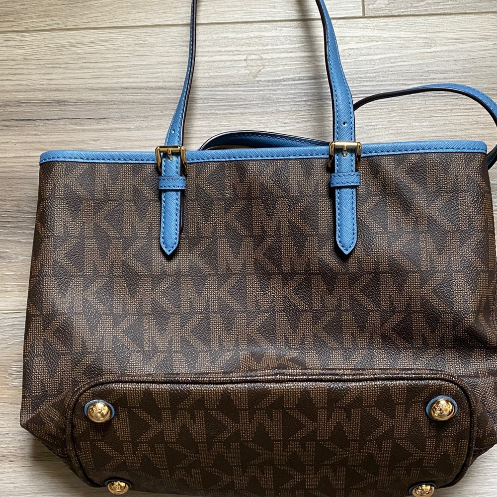 Michael Kors Brown Tote with Blue Trim and Gold Charm - Picture 4 of 8